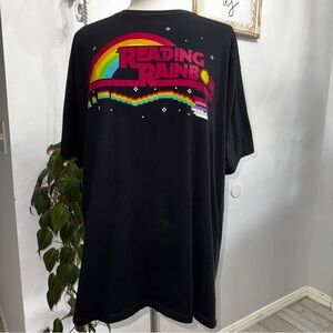 Reading Rainbow Graphic T-Shirt XXL‎